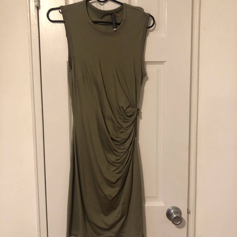 Outgoing dress like new